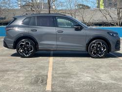 2025 Volkswagen Tiguan 195TSI R-Line