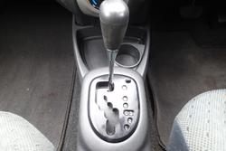 2011 Toyota Yaris YR NCP90R MY11 Glacier White