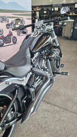 2014 Harley-davidson FXSB SOFTAIL BREAKOUT Vivid Black