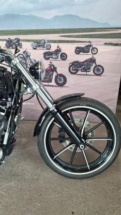 2014 Harley-davidson FXSB SOFTAIL BREAKOUT Vivid Black