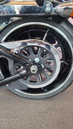 2014 Harley-davidson FXSB SOFTAIL BREAKOUT Vivid Black