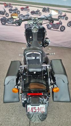 2014 Harley-davidson FXSB SOFTAIL BREAKOUT Vivid Black