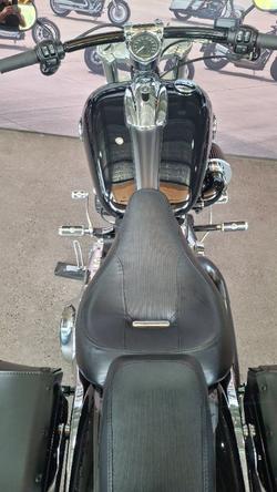 2014 Harley-davidson FXSB SOFTAIL BREAKOUT Vivid Black