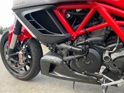2012 DUCATI DIAVEL Red