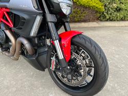 2012 DUCATI DIAVEL Red