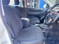 2014 Isuzu D-MAX SX High Ride MY14 4x2 Splash White
