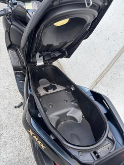 2021 Yamaha
                XMAX 300 (CZD300A) 