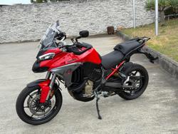 2025 Ducati Multistrada V4S Multistrada Red