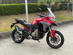 2025 Ducati Multistrada V4S Multistrada Red