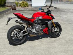 2025 Ducati Streetfighter V2 S