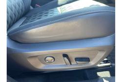 2023 Mitsubishi
Outlander PHEV Exceed