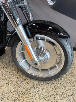 2025 Harley-davidson FLFB FAT BOY (117) VIVID BLACK