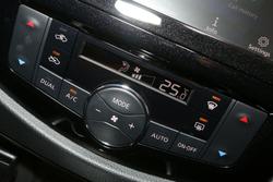 2023 Nissan
Navara ST-X