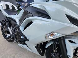 2022 Kawasaki NINJA 650L White