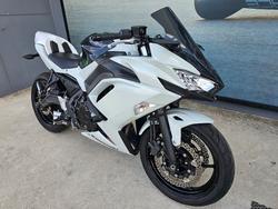 2022 Kawasaki NINJA 650L White