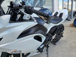 2022 Kawasaki NINJA 650L White