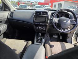 2019 Mitsubishi ASX ES XC MY19 White