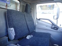 2015 HINO DUTRO 917 WHITE