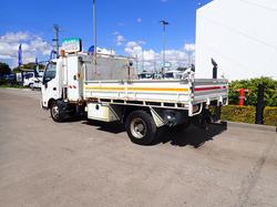 2015 HINO DUTRO 917 WHITE