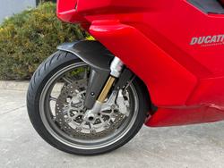 2004 DUCATI 999 Red