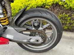 2004 DUCATI 999 Red