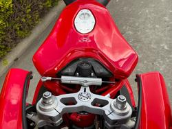 2004 DUCATI 999 Red