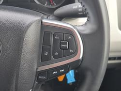 2022 Toyota Hiace Commuter GDH322R French Vanilla