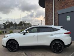 2023 Toyota Harrier Hybrid Z Leather Package