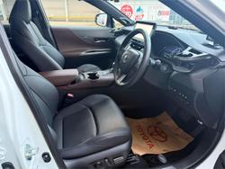 2023 Toyota Harrier Hybrid Z Leather Package