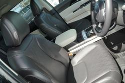 2022 Kia Carnival SLi