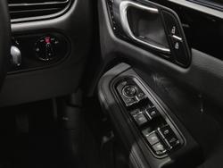 2022 Porsche Macan T 95B MY22 AWD Black