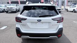 2025 Subaru Outback AWD Touring