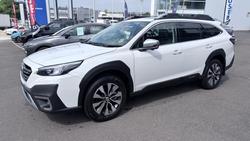 2025 Subaru Outback AWD Touring