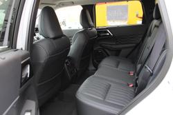 2025 Mitsubishi Outlander Exceed