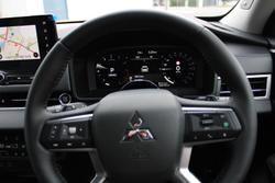 2025 Mitsubishi Outlander Exceed