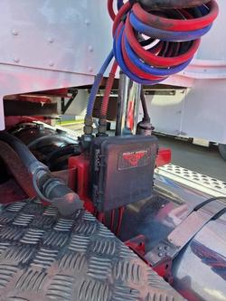 2001 Kenworth T904 2001 T904 C16
