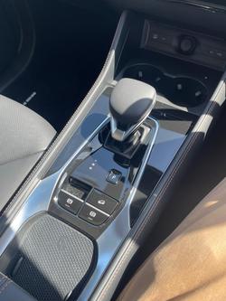 2025 MG HS Super Hybrid Essence AS33P MY25 Diamond Red