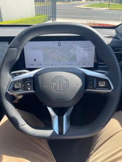 2025 MG HS Super Hybrid Essence AS33P MY25 Diamond Red