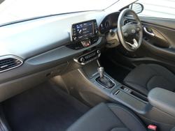 2020 Hyundai
                i30 Active