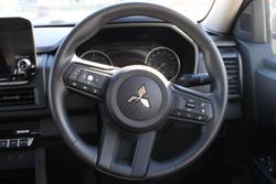 2025 Mitsubishi Triton GLX