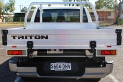 2025 Mitsubishi Triton GLX