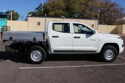 2025 Mitsubishi Triton GLX