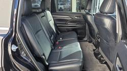 2018 Toyota
                Kluger Grande