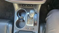 2018 Toyota
                Kluger Grande