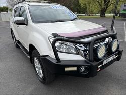 2016 Isuzu MU-X LS-T