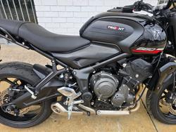 2025 Triumph TRIDENT 660 Black