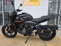 2025 Triumph TRIDENT 660 Black