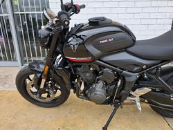 2025 Triumph TRIDENT 660 Black