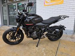 2025 Triumph TRIDENT 660 Black