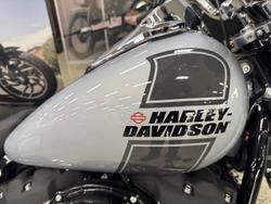 2023 Harley-Davidson Sport Glide 107 (FLSB) Softail Silver